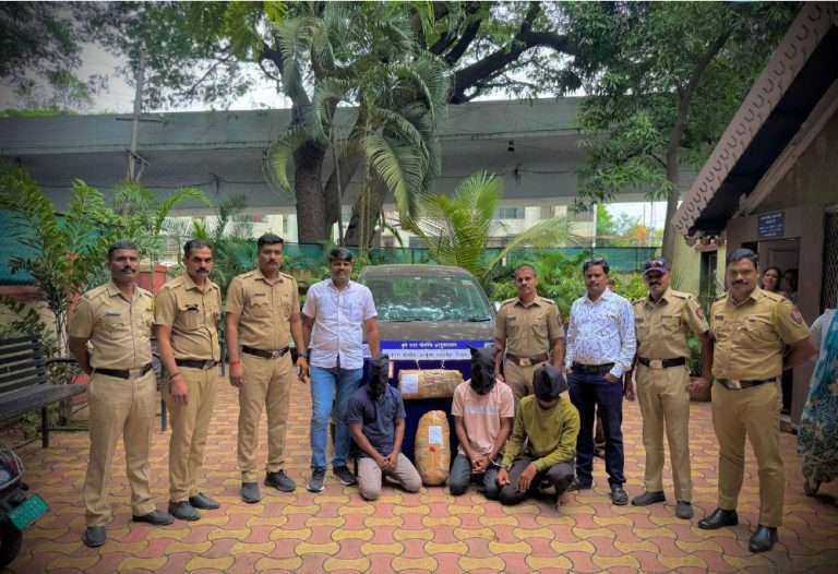 पुण्यात येऊन गांजा विकणारे सोलापूरचे तस्कर पकडले
