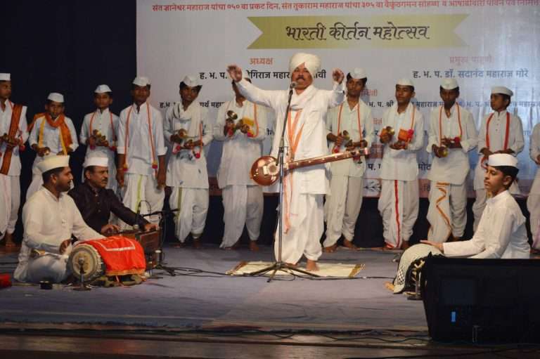 वारकरी संप्रदायाच्या गुणात्मक वृद्धीसाठी अभ्यासक्रमाची गरज