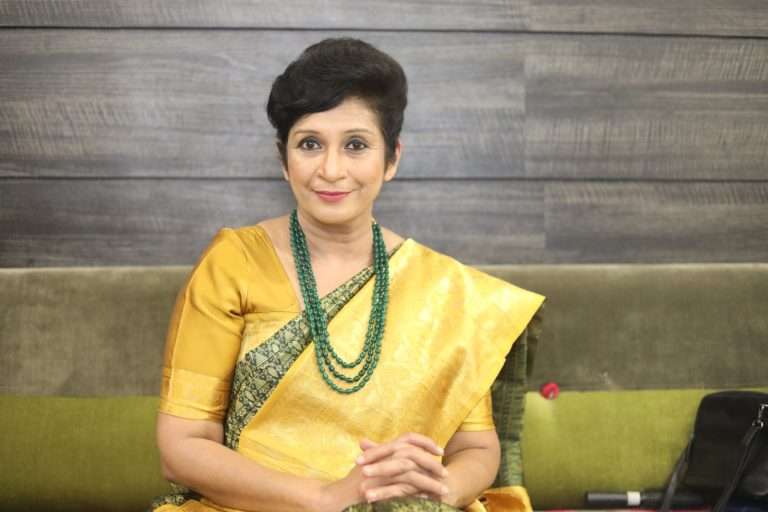 कॅमेरुन देशाच्या महिलेचे आई बनण्याचे स्वप्न होणार साकार:सह्याद्रि रुग्णालयाच्या मॉमस्टोरीची मदत