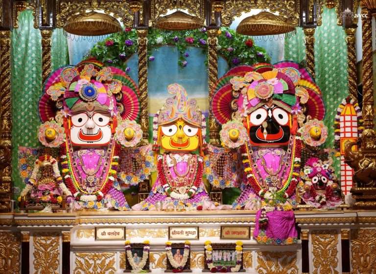 श्री श्री जगन्नाथ रथयात्रा महामहोत्सव पुण्यात रविवारी
