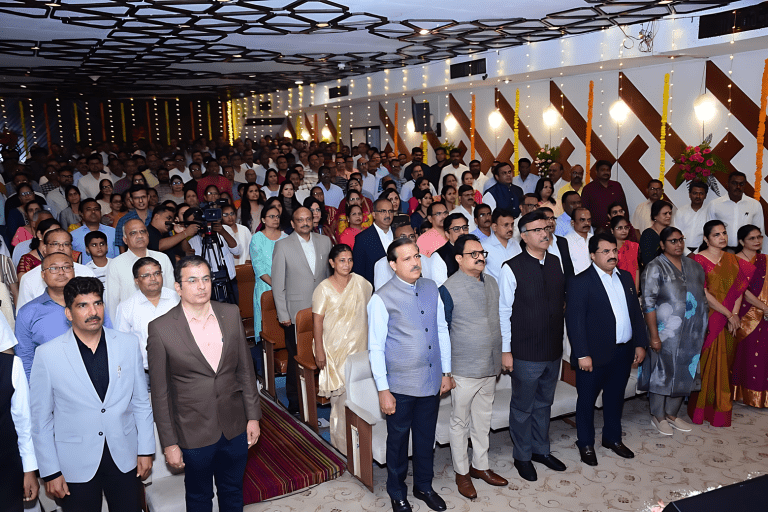 देशात नावलौकिक मिळवणाऱ्या महावितरणला आर्थिकदृष्ट्या सक्षम करण्यासाठी कटिबद्ध व्हावे – लोकेश चंद्र