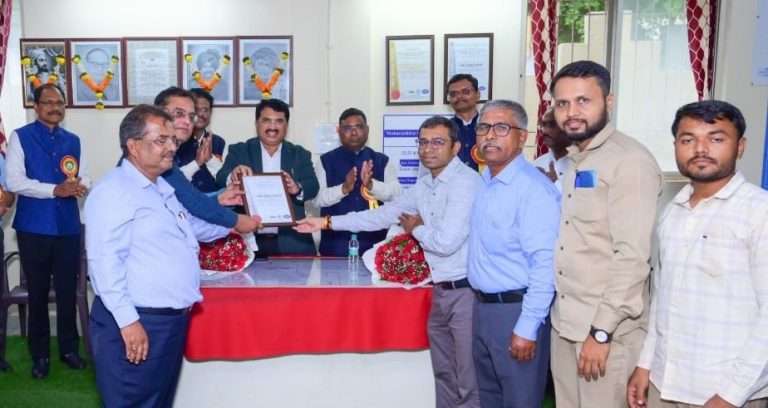 महावितरणच्याउपकेंद्रांसाठी गुणवत्तेसह सुरक्षेचेही ‘आयएसओ’ मानांकन घ्यावे – संचालक राजेंद्र पवार