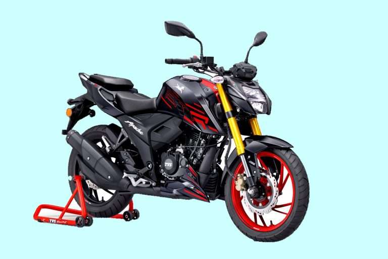 ‘टीव्हीएस अपाचे’ची दोन दशकांची गौरवगाथा : ‘नेक्स्ट-जेन टीव्हीएस अपाचे आरटीआर २०० ४व्ही’च्या नव्या युगाचा प्रारंभ