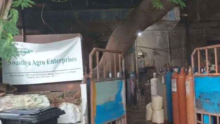 नवी मुंबईतील कंपनीत गॅस गळती:कामगारांवर कार्बन मोनॉक्साईडचा परिणाम, 25 महिला बेशुद्ध