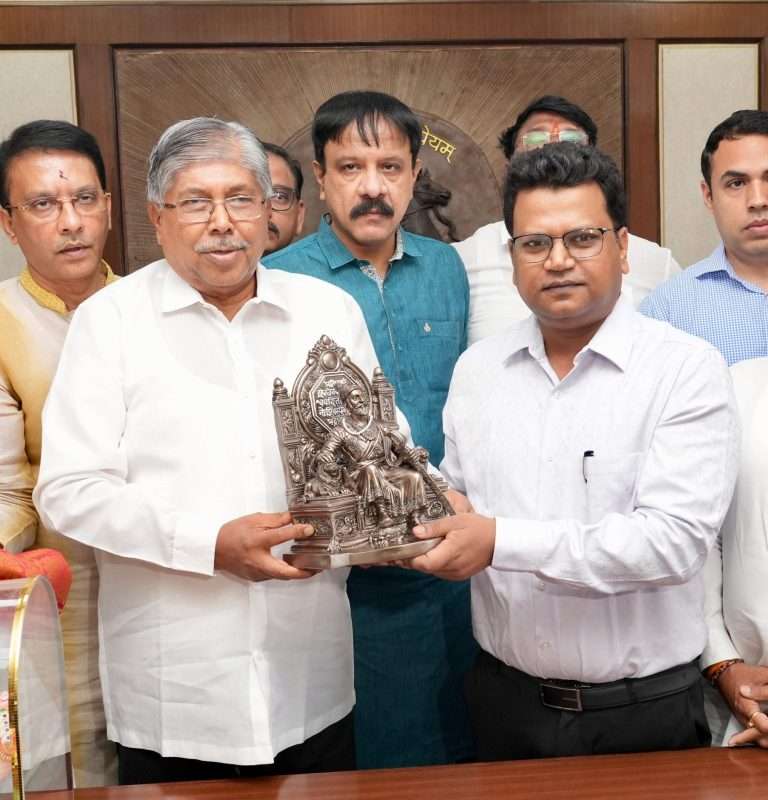 नवनियुक्त आयुक्त नवलकिशोर यांचे अभिनंदन आणि शुभेच्छा