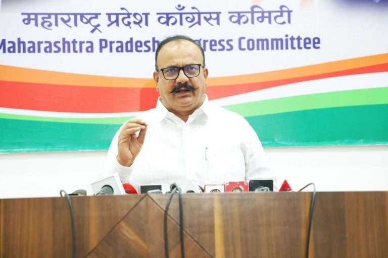 मुख्य निवडणूक अधिकारी एस. चोकलिंगम व किरण कुलकर्णींची नार्को टेस्ट करा; महाराष्ट्रातील मतांच्या चोरीचे सत्य उघड होईल.