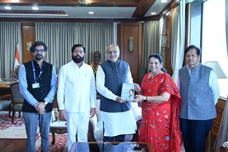 उपसभापती डॉ. नीलम गोऱ्हे यांनी राज्यपालांची घेतली सदिच्छा भेट…