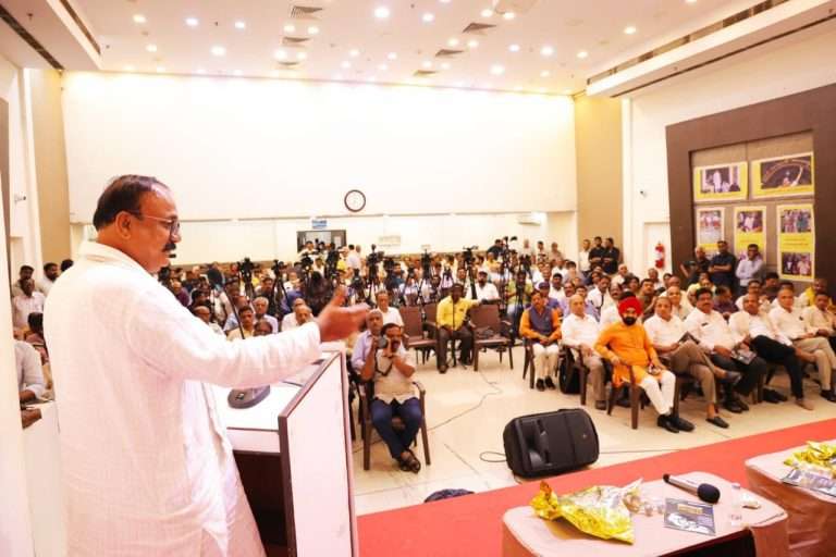 १९७५ ची आणीबाणी संविधानातील कलमानुसारच, इंदिरागांधींनी नंतर आणीबाणी उठवली व मतचोरी न करता निवडणुकाही घेतल्या: हर्षवर्धन सपकाळ