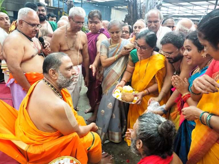 श्री वरदेंद्र तीर्थ स्वामीजी यांच्या 240व्या आराधना महोत्सवाला सुरुवात