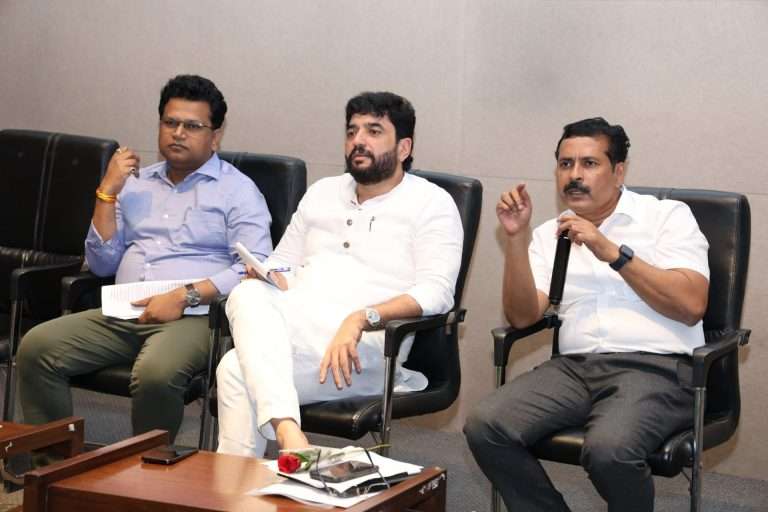 मुळा-मुठा नदीसुधार आणि नदी पुनरुज्जीवन प्रकल्प सर्वांना विश्वासात घेऊनच पूर्ण करणार ! मंत्री मोहोळ