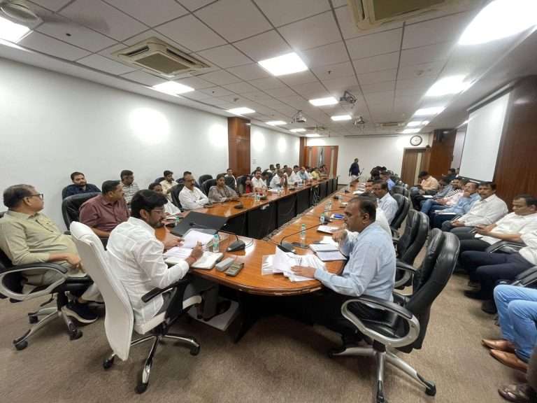 नागरिकांच्या सुरक्षेकरतामहावितरणने उपाययोजना कराव्यात–आमदार सिद्धार्थ शिरोळे