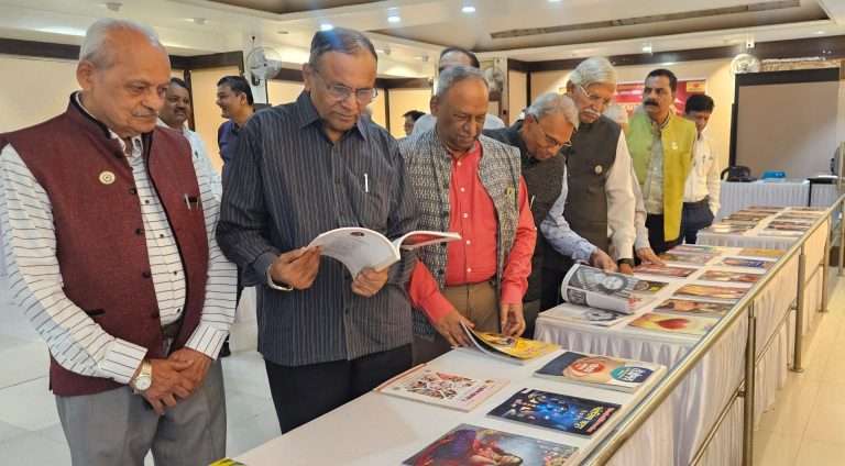 दिवाळी अंक म्हणजे मराठी संस्कृतीचा अविभाज्य घटक:डॉ. सदानंद मोरे