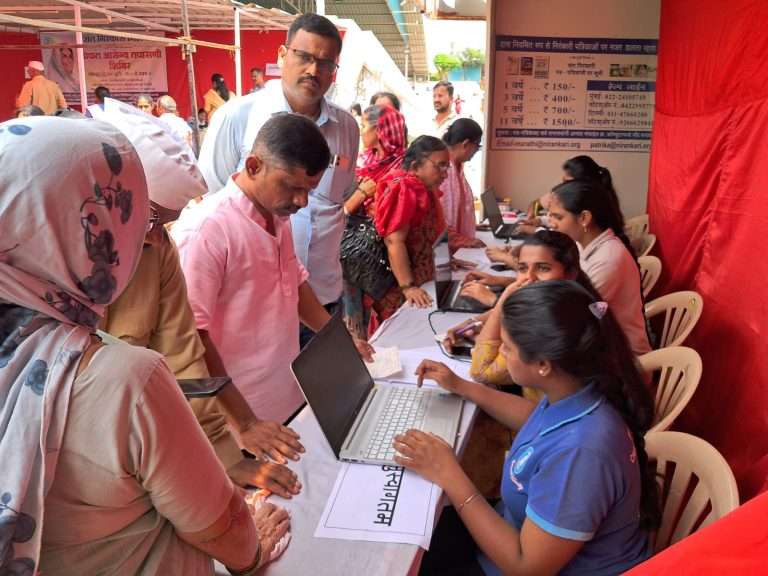 संत निरंकारी मिशनतर्फे गंगाधाम, पुणे येथे मोफत आरोग्य चिकित्सा शिबिर; ५५० नागरिकांना लाभ२० वैद्यकीय तज्ञांचे मार्गदर्शन; तपासण्या व औषधे मोफत