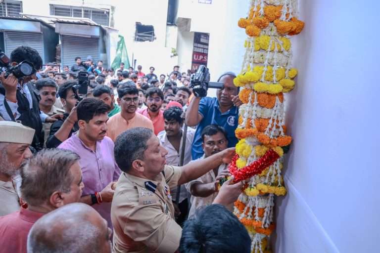 गणेश मंडळाच्या कार्यकर्त्यांनी पोलिसांसारखे काम करावे – अप्पर पोलिस आयुक्त राजेश बनसोडे यांचे आवाहन