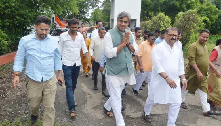 ॠषिकेश ते रामेश्वरम गौ राष्ट्र यात्रेचे पुण्यात उत्साहात स्वागत .