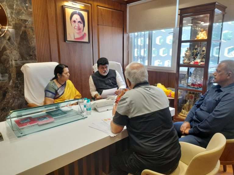 मराठी भाषेच्या प्रसारासाठी ठोस पावले उचलण्याचा निर्धार