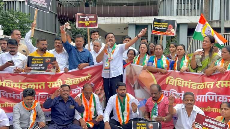 माणिकराव कोकाटे यांच्या मंत्री पदाचा राजीनामा घ्या – प्रशांत जगताप