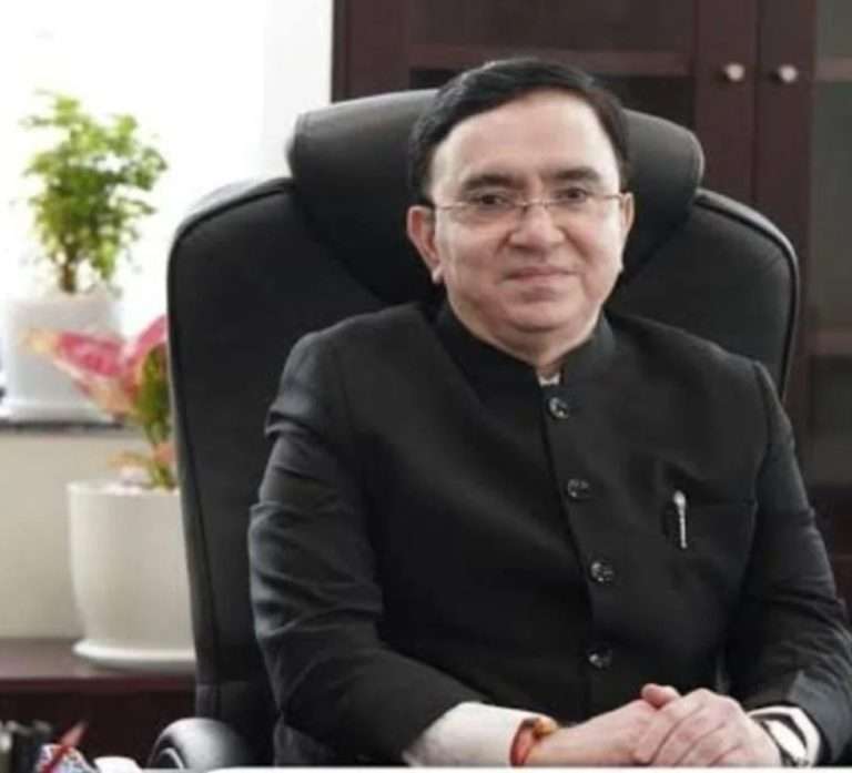 अनधिकृत बांधकामांमुळे मोठे गैरव्यवहार:महापालिकेतील भ्रष्टाचार प्रकरणी माजी आयुक्तांच्या घरी ईडीचे छापे