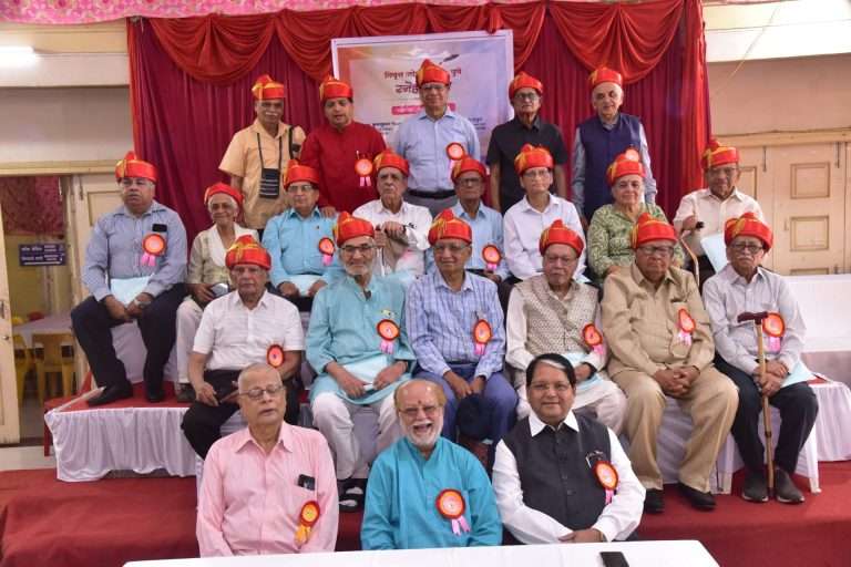 स्नेहमेळाव्यात निवृत्त ज्येष्ठ पत्रकारांनी जागविल्या जुन्या आठवणी