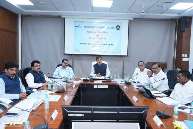 पुढील पाच वर्षांत उद्योगांचे वीजदर कमी होणार