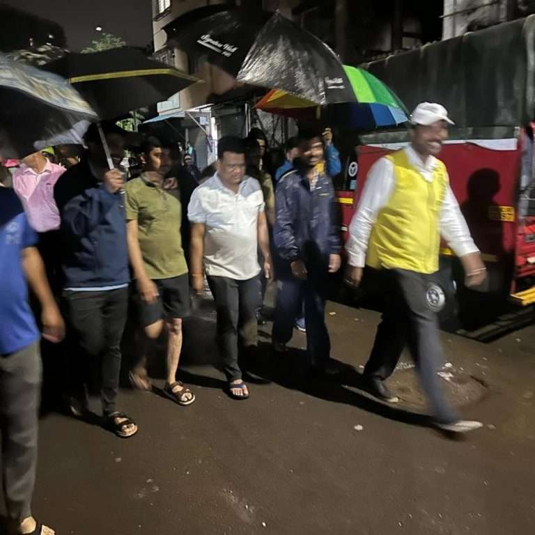 सिंहगड रस्त्यावरील ‘त्या’ सोसायट्यांमध्ये शिरले पाणी , रात्रभर अधिकाऱ्यांची धावपळ आणि नागरिकांचा संताप