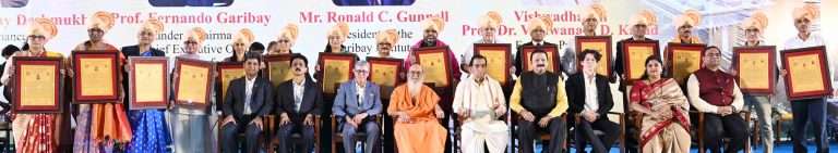 व्यक्तिमत्वाचा सर्वांगीण विकास हेच खरे शिक्षण-स्वामी स्वरूपानंद सरस्वती 