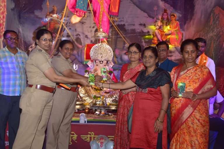 देशी झाडांचे महत्त्व पटवून देत पर्यावरण संवर्धनाचा  संकल्प