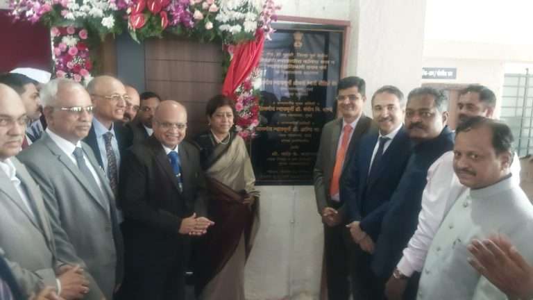 नागरिकांचा न्यायदानावरील विश्वास दृढ करण्याची न्यायाधीश व वकिलांची महत्त्वपूर्ण जबाबदारी-उच्च न्यायालयाच्या न्यायमूर्ती रेवती मोहिते-डेरे