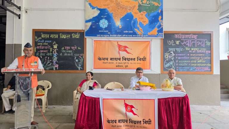 गुणवंत विद्यार्थांनी आपल्या गुणवत्तेचा उपयोगदेशाच्या प्रगतीसाठी करावा-निवृत्त विंग कमांडरअविनाश मुठाळ