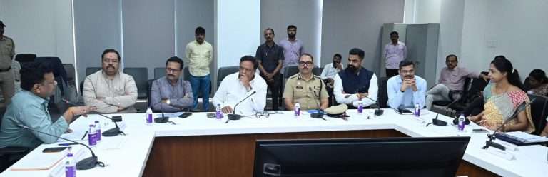 यंदाच्या गणेशोत्सवात ७ दिवस रात्री १२ वाजेपर्यंत ध्वनीक्षेपकास परवानगी