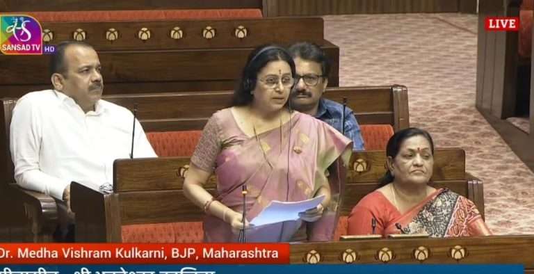 आधार प्रमाणीकरणातील अडचणींवर उपाययोजना कराव्यात