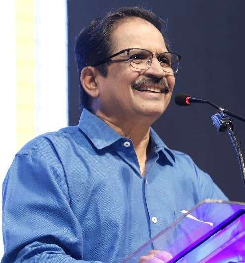 रोटरी डिस्ट्रिक्ट 3131 मराठी साहित्य संमेलनाच्या अध्यक्षपदी प्रा. प्रवीण दवणे यांची निवड