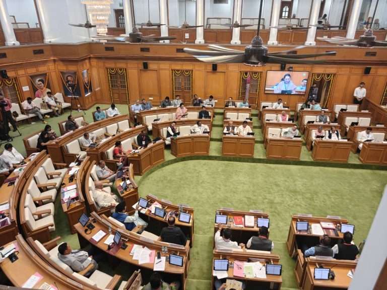 महाराष्ट्राच्या स्वातंत्र्यसेनानींचा डॉ. नीलम गोऱ्हे यांनी दिल्लीत केला गौरव