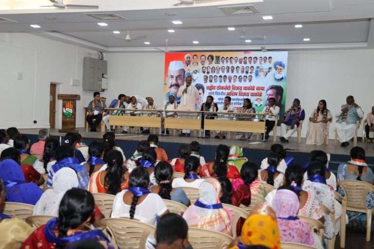 आंबेडकरी चळवळीचे आशिष विजय वाकोडेंचा शकडो कार्यकर्त्यांसह काँग्रेस पक्षात प्रवेश.