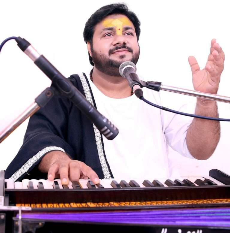 श्रीमंत भाऊसाहेब रंगारी गणपती ट्रस्टकडून पंडीत रसराज महाराज यांच्या हनुमान चालीसा पठणाचे आयोजन