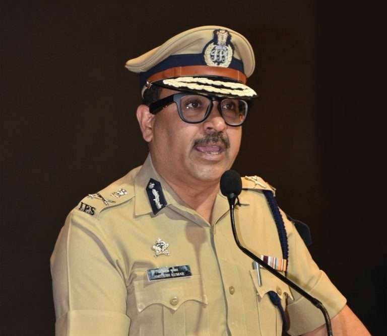 गणेशोत्सव निर्विघ्न व निर्भयपणे साजरा करण्यासाठी सर्वांनी समन्वयाने काम करावे-पोलीस आयुक्त अमितेश कुमार