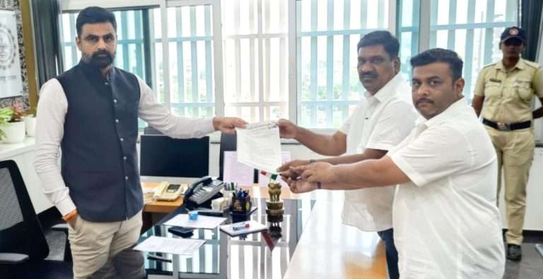 दस्त नोंदणीतील गैर प्रकाराबद्दल गुन्हा दाखल करण्याची मागणी