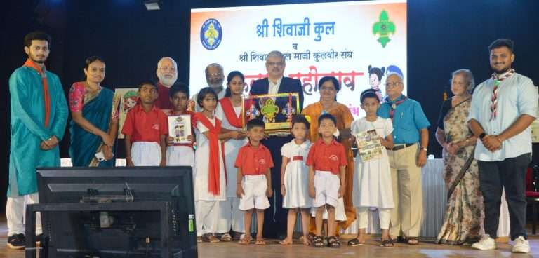 आधुनिक तंत्रज्ञानामुळे कुटुंब व्यवस्था मोडकळीस