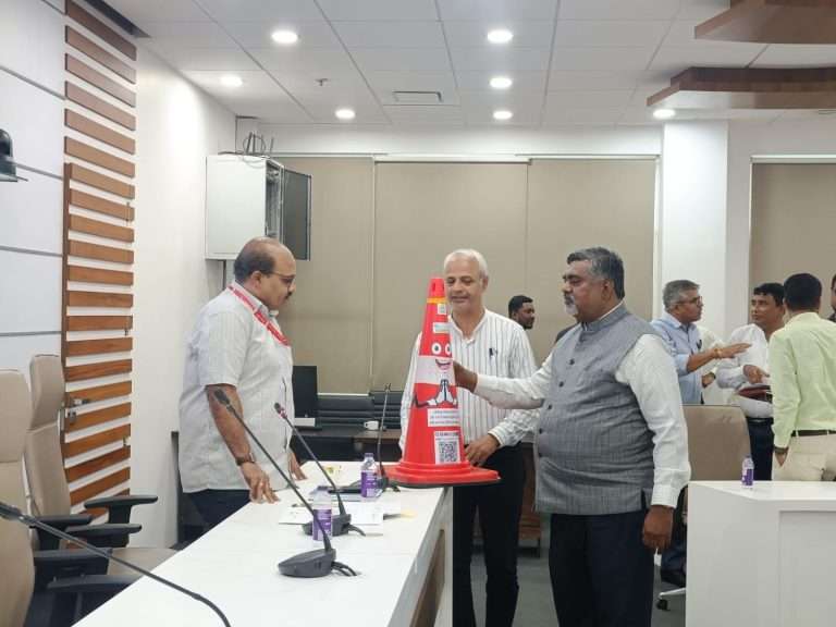 रस्ते अपघातातील मृत्यूंचे प्रमाण कमी करण्याकरीता उपाययोजना करा – अधीक्षक अभियंता भरतकुमार बाविस्कर