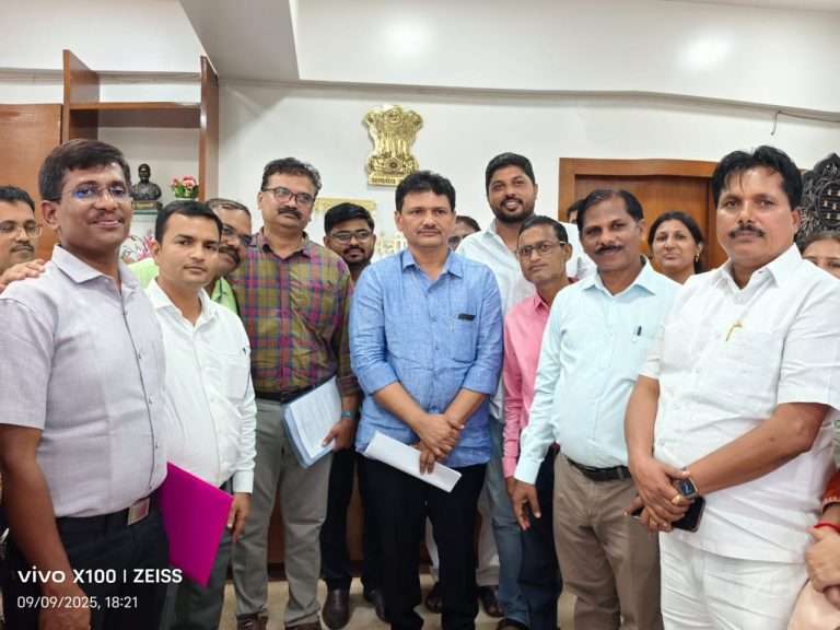 १० मागण्यांना तत्वतः मान्यता,एनएचएम कर्मचाऱ्यांचा संप अखेर मागे