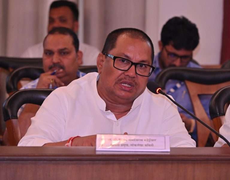 महाराष्ट्र विधानमंडळ लोकलेखा समितीने घेतली ‘कॅग’च्या अहवालातील प्रकरणाबाबत माहिती