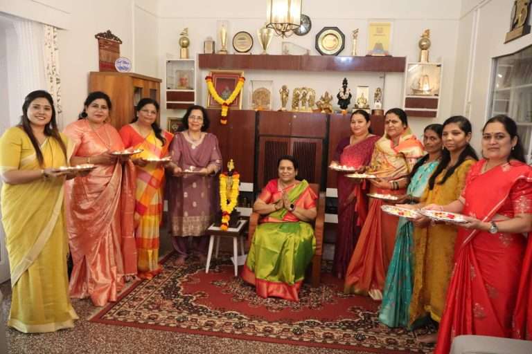 हिंदुहृदयसम्राट बाळासाहेब ठाकरे यांच्यासोबतच्या आठवणींना  दिला उजाळा