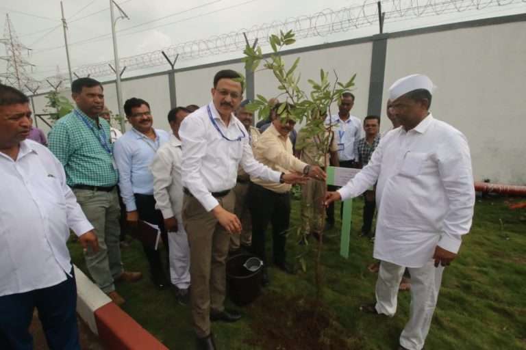 सणासुदीच्या काळात नागरिकांना शुद्ध पदार्थ मिळण्याच्यादृष्टीने कार्यवाही करा-अन्न व औषध प्रशासन मंत्री नरहरी झिरवाळ