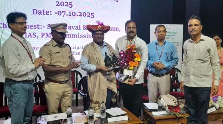 कंत्राटी कामगारांच्या समस्या दूर करण्यासाठी ठोस पावले उचलणार – आयुक्त नवल किशोर राम