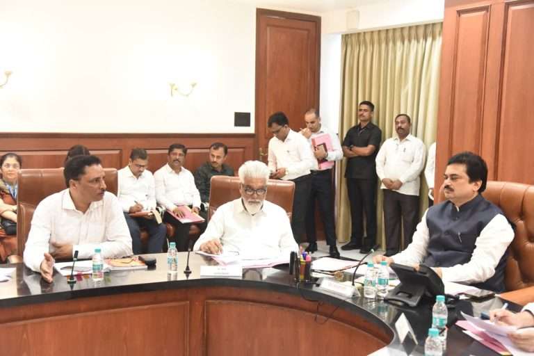 खासगी कोचिंग क्लास तपासणीसाठी समिती गठित करावी – विधानपरिषद सभापती प्रा. राम शिंदे