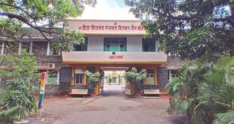 जैन समाजाच्या भावना भडकावून ब्लॅकमेलिंगचा प्रकार-ट्रस्टचे अध्यक्ष चकोर दोषींचा आरोप