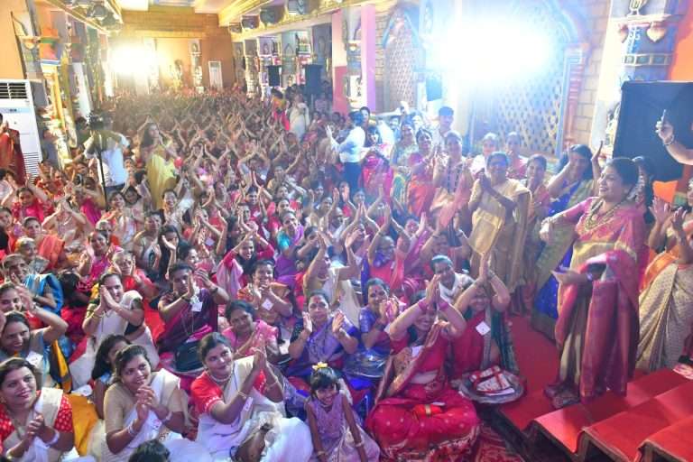 पुणे नवरात्रौ महिला महोत्सवाची सांगता…एक हजार महिलांनी केली महाआरती
