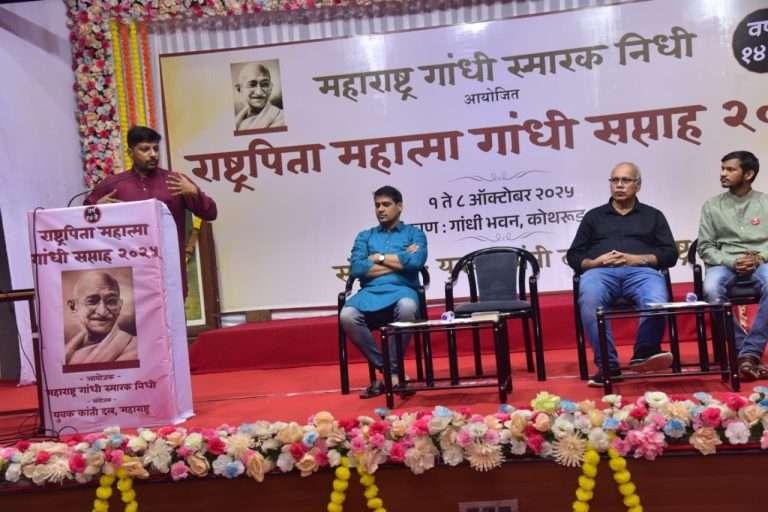 काश्मीर मध्ये आतंकवाद संपविण्यासाठी महिलांचे शिक्षण आणि सक्षमीकरण महत्वाचे – अधिक कदम