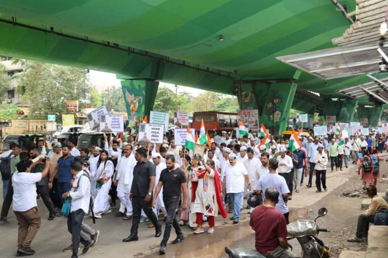 सरकारने जाहीर केलेली मदत अत्यंत तुटपुंजी, महायुती सरकारने शेतक-यांच्या जखमेवर मीठ चोळले: हर्षवर्धन सपकाळ