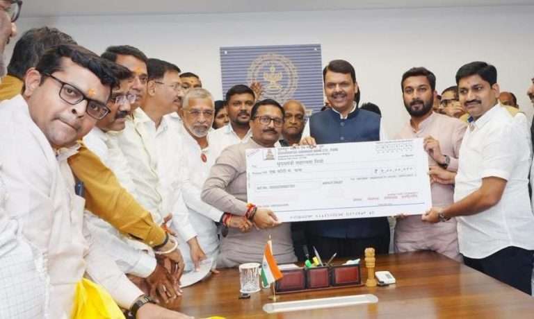 श्रीमंत दगडूशेठ गणपती ट्रस्टकडून पूरग्रस्तांसाठी १ कोटींचा निधी